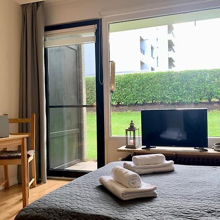 Tt Living Apartment Luebeck I Souterrain Wohnung Mit Terrasse I Naehe Hbf I Kostenlos Parken Zewnętrze zdjęcie